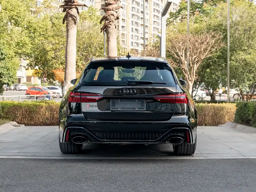 Audi RS 6 2021 из CN, фото 5