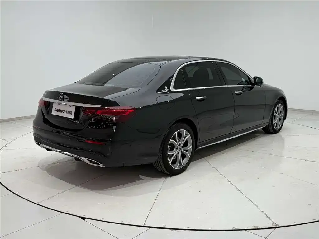 Mercedes-Benz E-Class 2023 из CN, фото 8