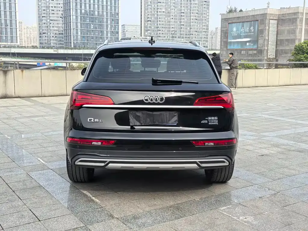 Audi Q5L 2022 из CN, фото 6