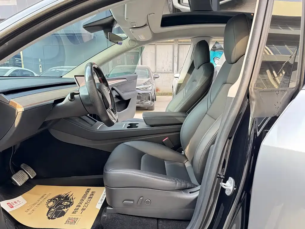 Tesla Model Y 2021 из CN, фото 4