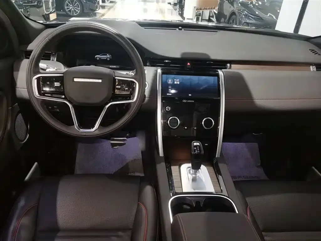 Land Rover Discovery Sport — фото 10