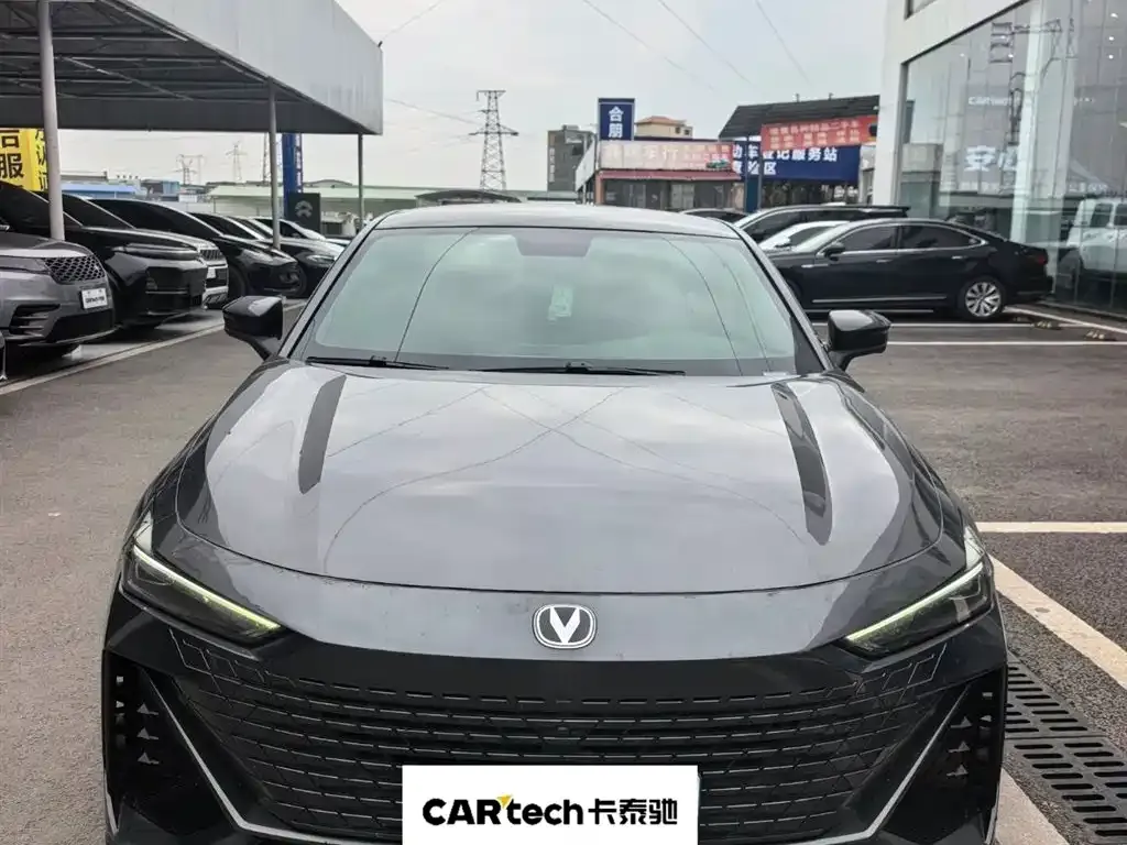 Changan UNI-V 2023 из CN, фото 2