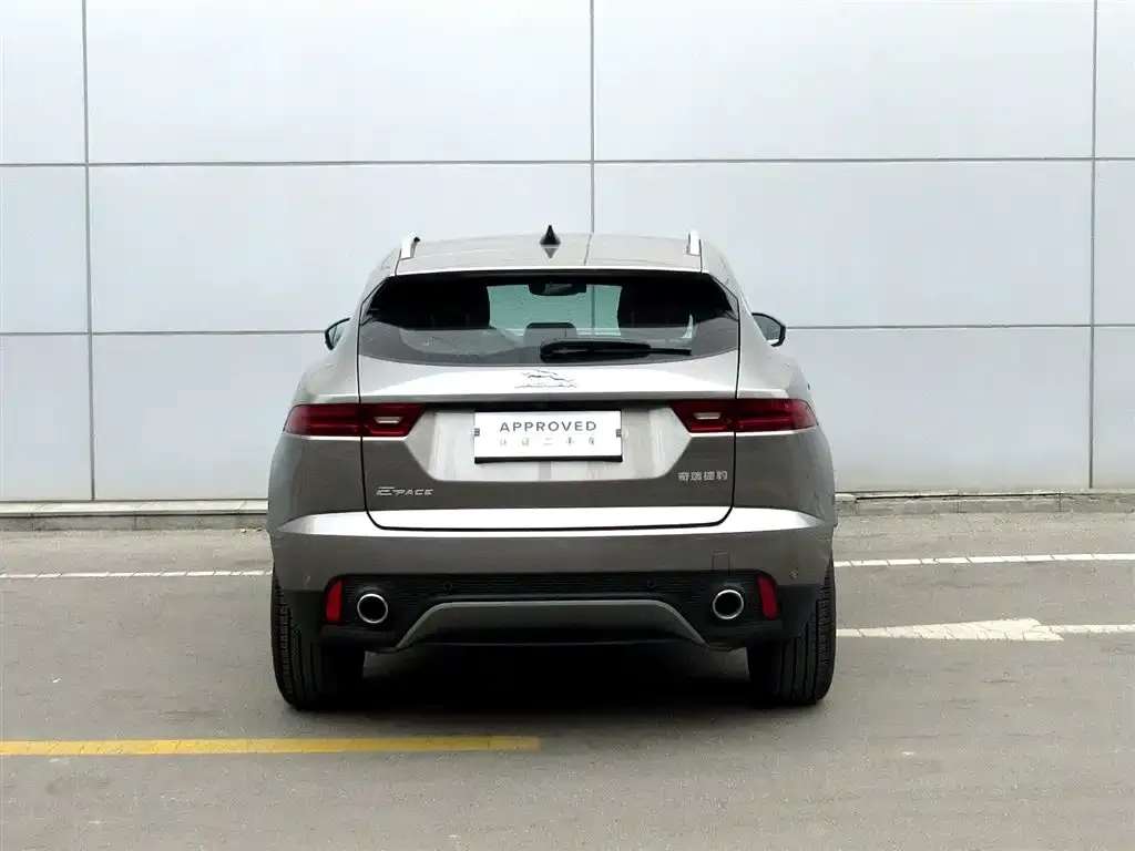 Jaguar E-PACE 2023 из CN, фото 4