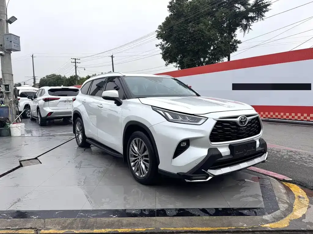 Toyota Highlander 2024 из CN, фото 2