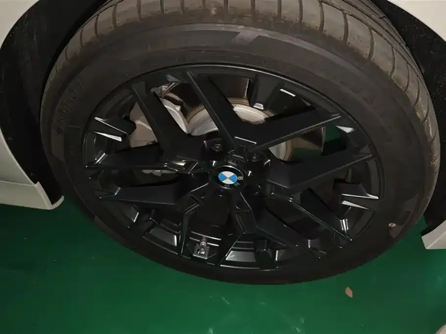 BMW 3 Series 2025 из CN, фото 6