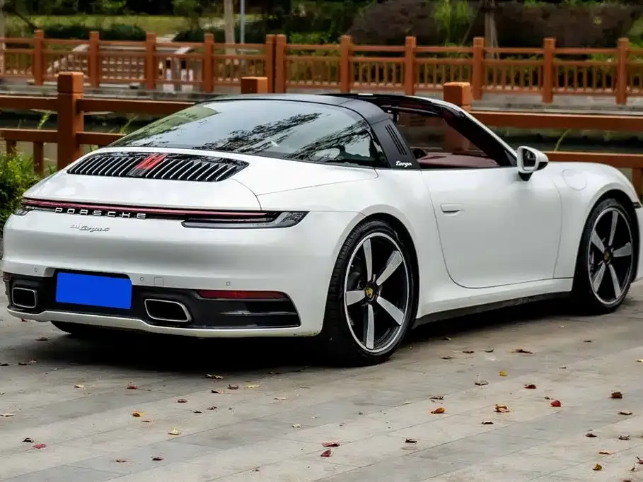 Porsche 911 2022 из CN, фото 7