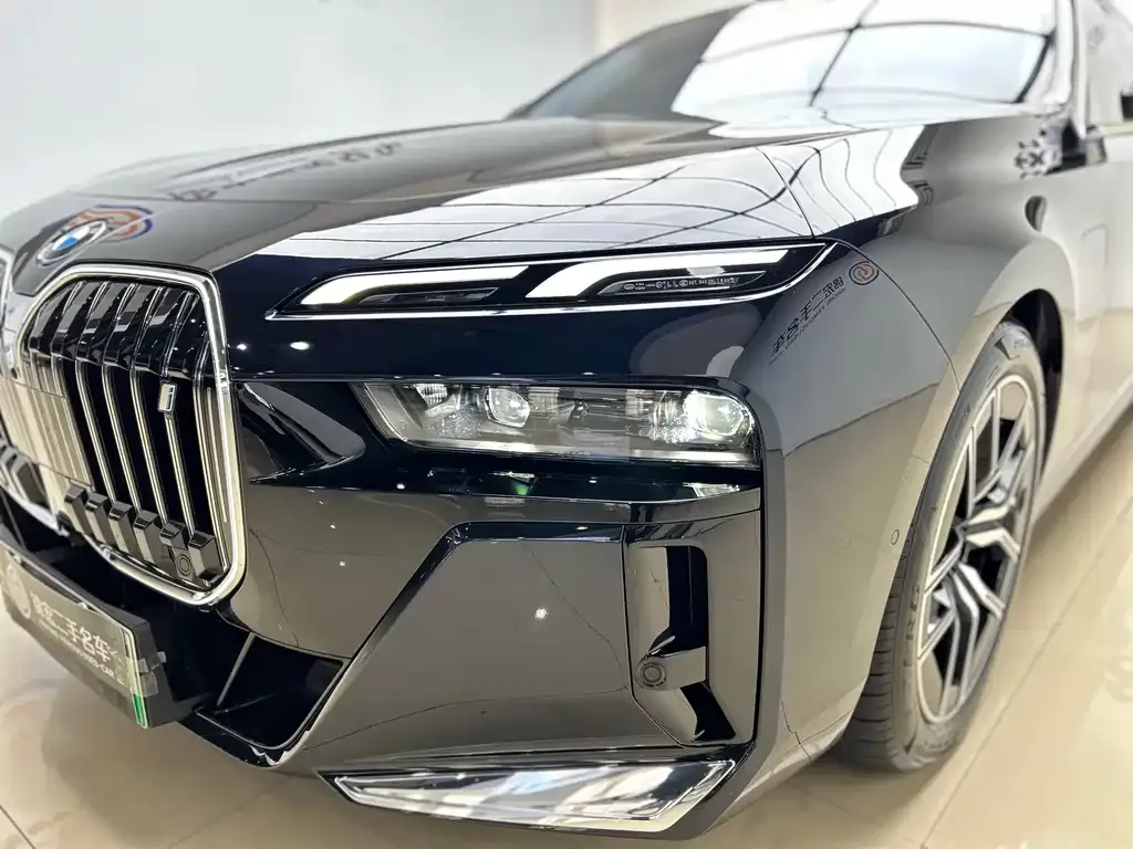 BMW i7 2023 из CN, фото 5