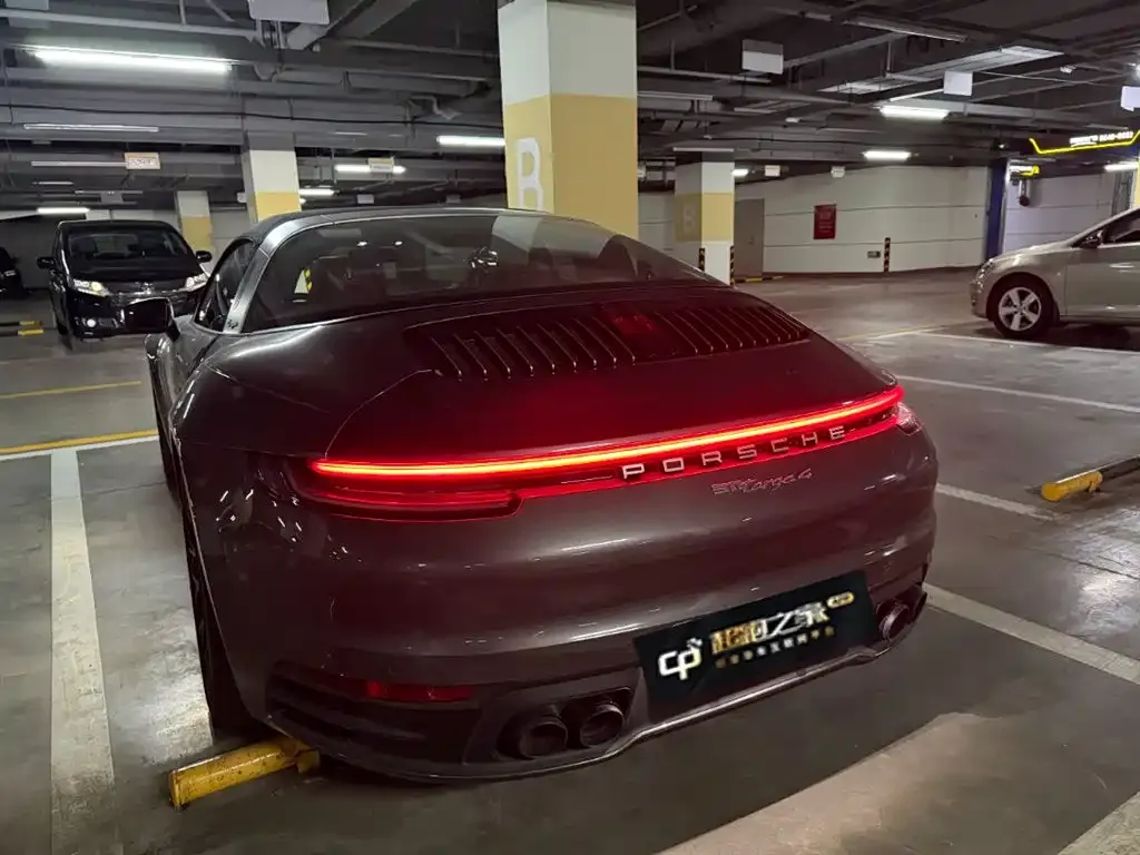 Porsche 911 2022 из CN, фото 3