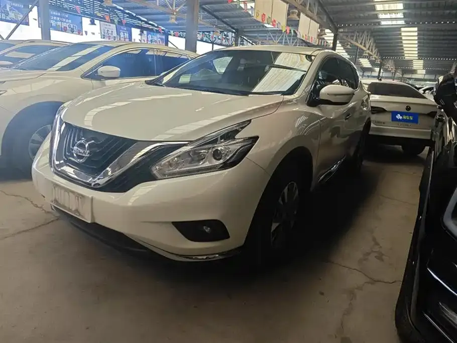 Nissan Murano 2023 из CN, фото 1