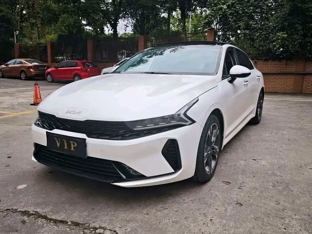 Kia K5 2022 из CN, фото 1