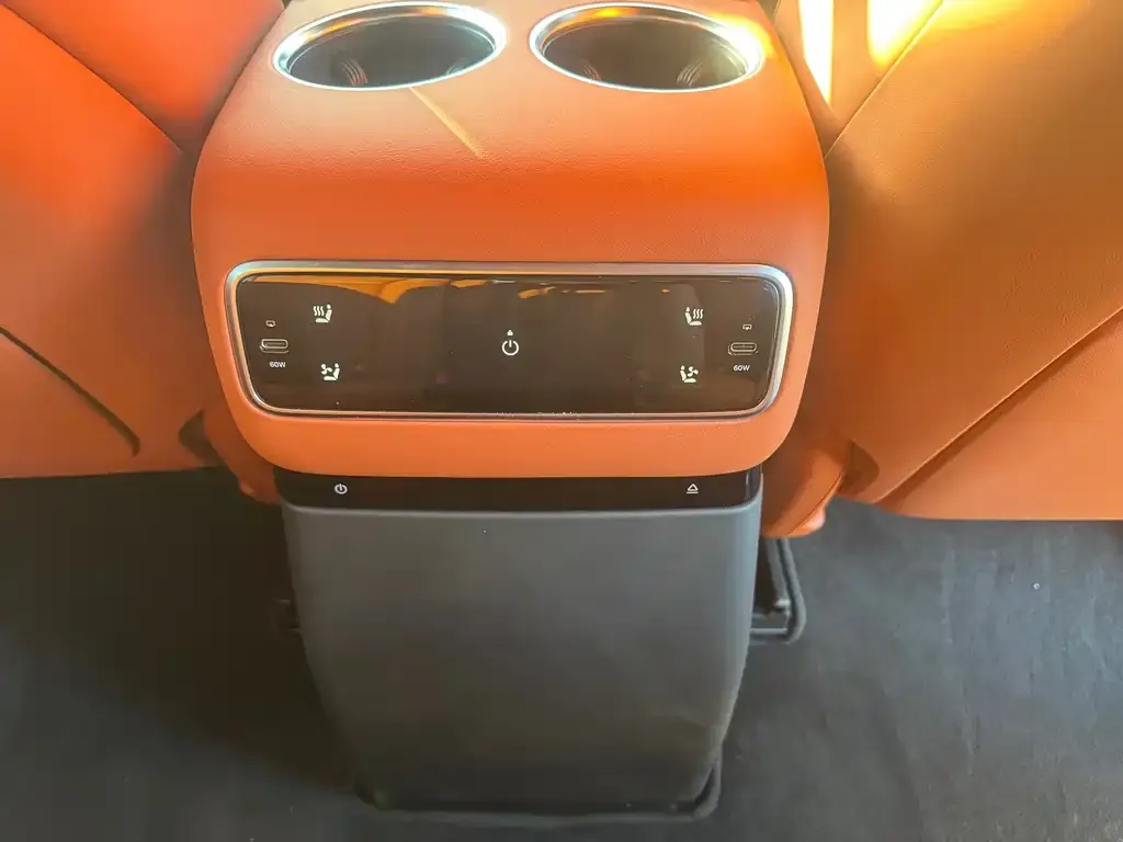 Li Auto L9 2024 из CN, фото 10