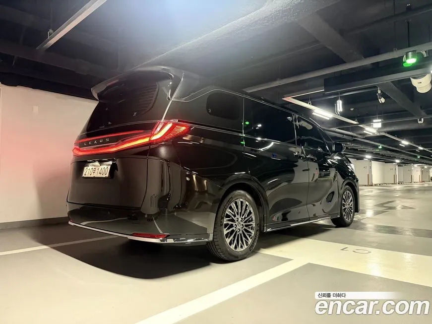 Lexus LM 2025 из KR, фото 2