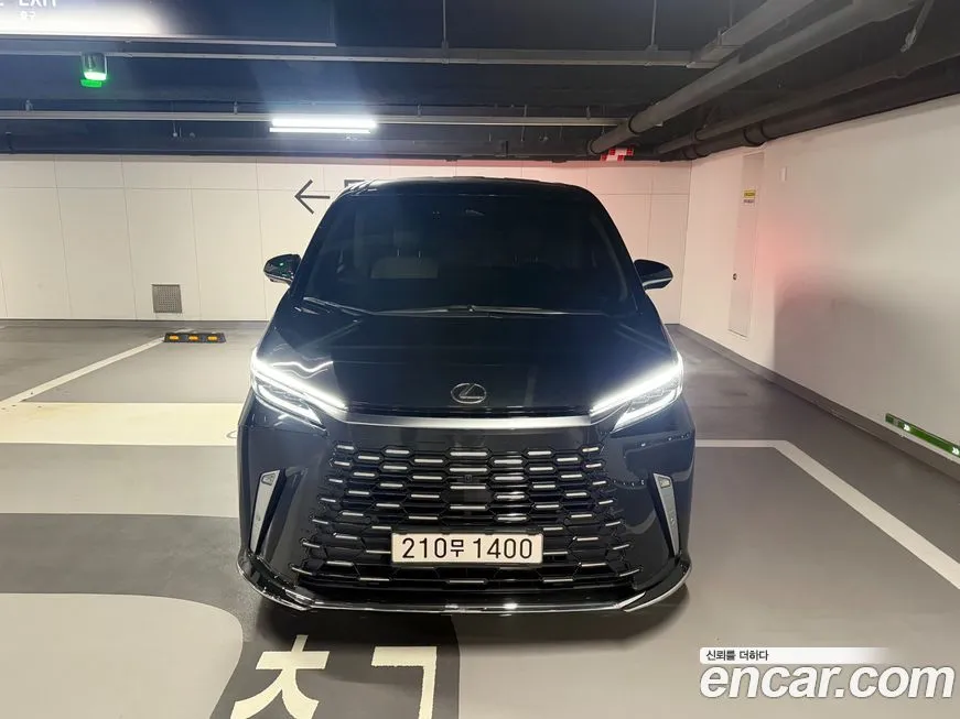Lexus LM 2025 из KR, фото 3