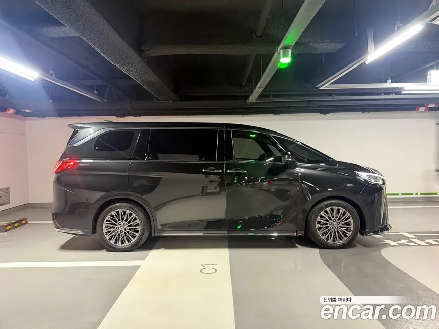 Lexus LM 2025 из KR, фото 5