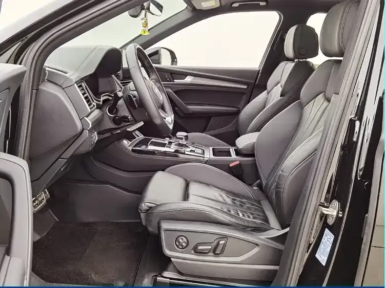 Audi Q5L 2024 из CN, фото 4