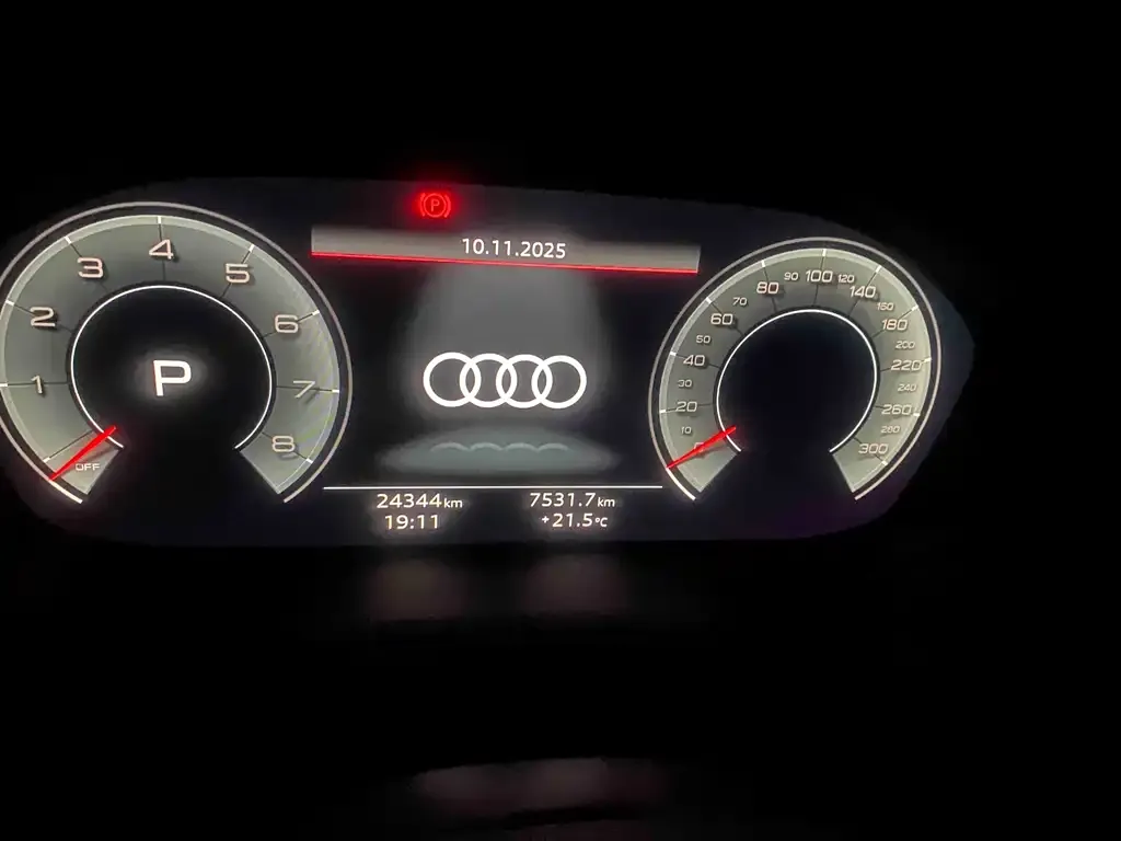 Audi Q5L 2024 из CN, фото 7