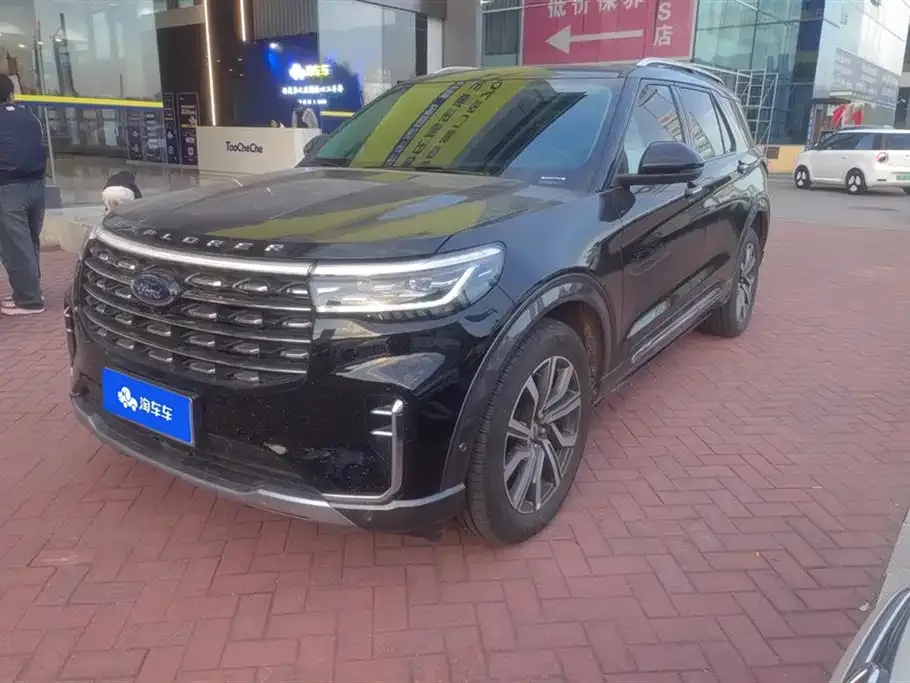 Ford Explorer 2022 из CN, фото 1