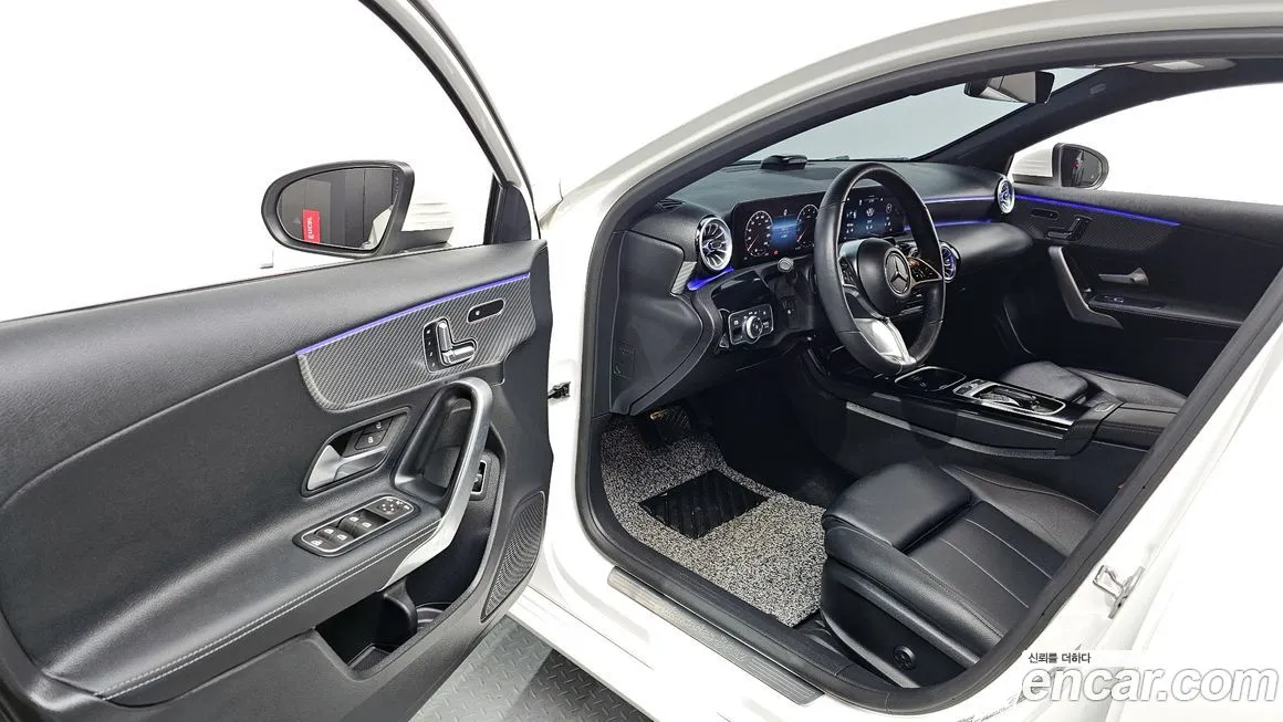 Mercedes-Benz A-Class — фото 10