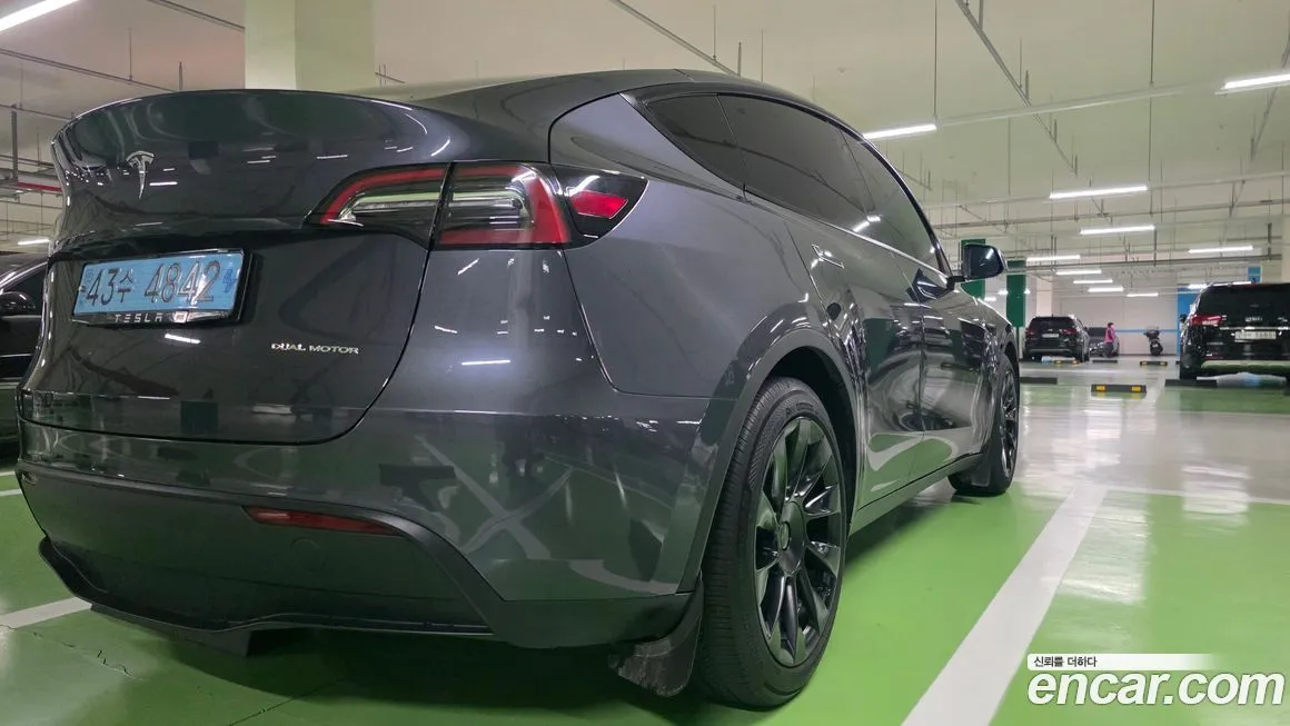 Tesla Model Y 2021 из KR, фото 2