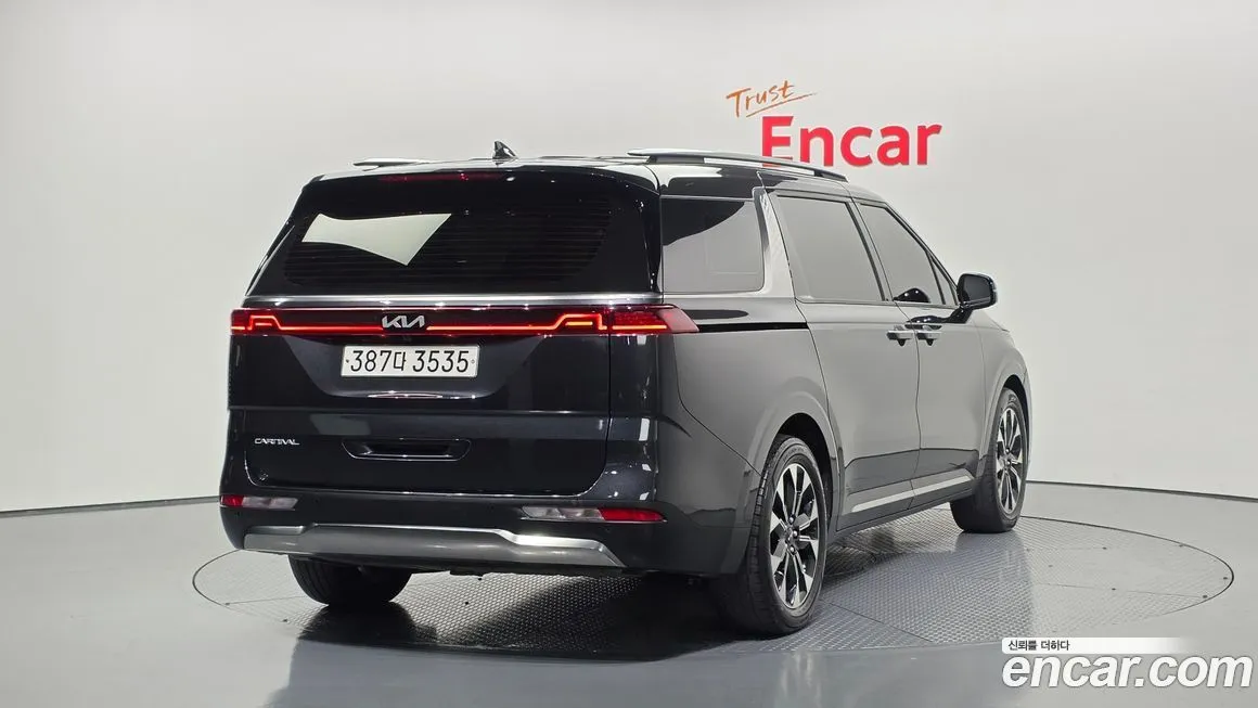 Kia Carnival 2023 из KR, фото 2