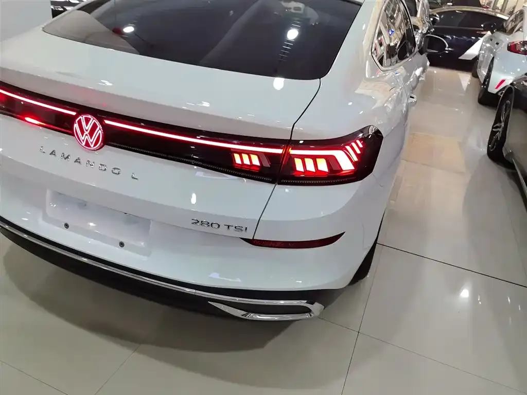 Volkswagen Lamando 2023 из CN, фото 8