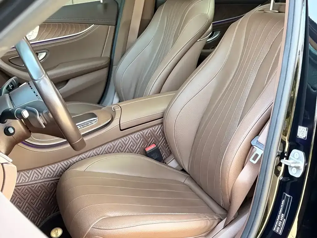 Mercedes-Benz E-Class 2023 из CN, фото 4