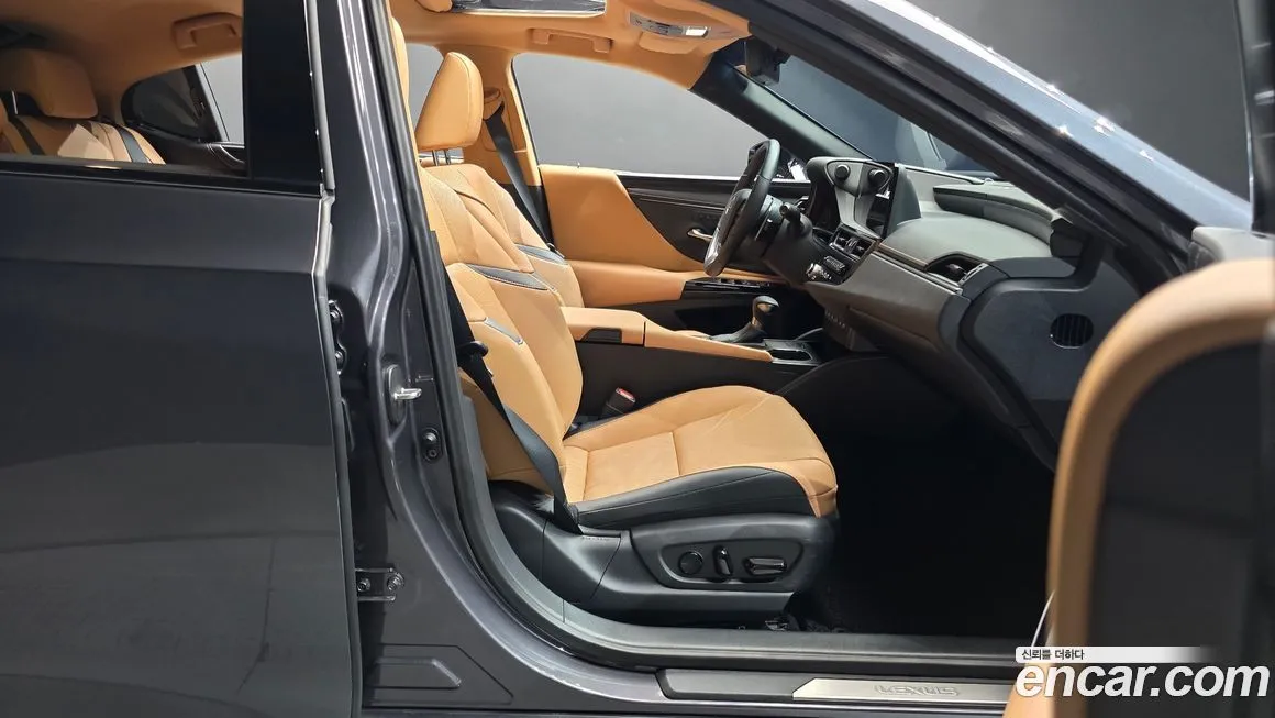 Lexus ES 2025 из KR, фото 10