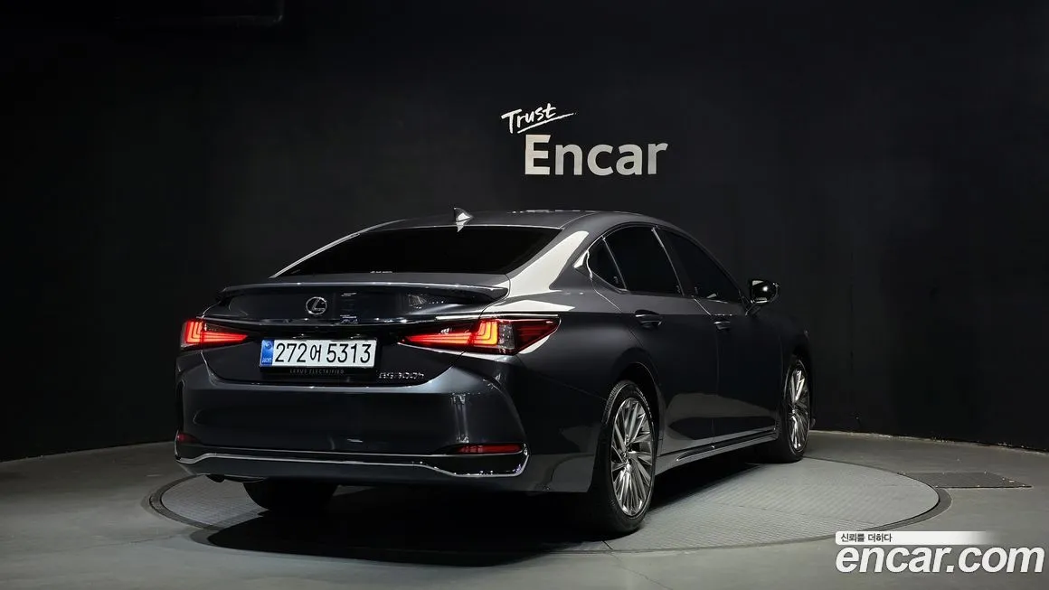 Lexus ES 2025 из KR, фото 2
