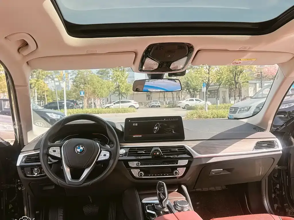 BMW 5 Series 2022 из CN, фото 5