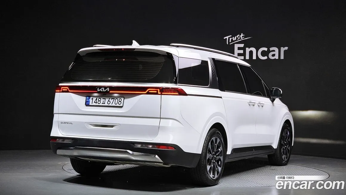 Kia Carnival 2023 из KR, фото 2
