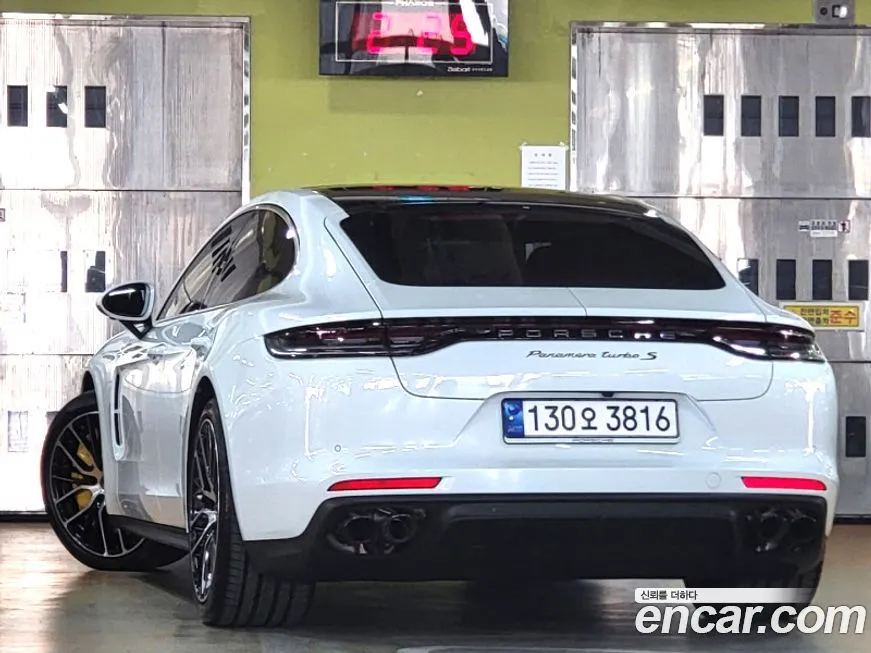 Porsche Panamera 2021 из KR, фото 3