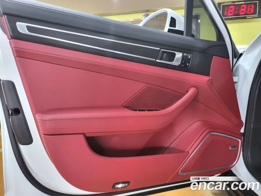 Porsche Panamera 2021 из KR, фото 9