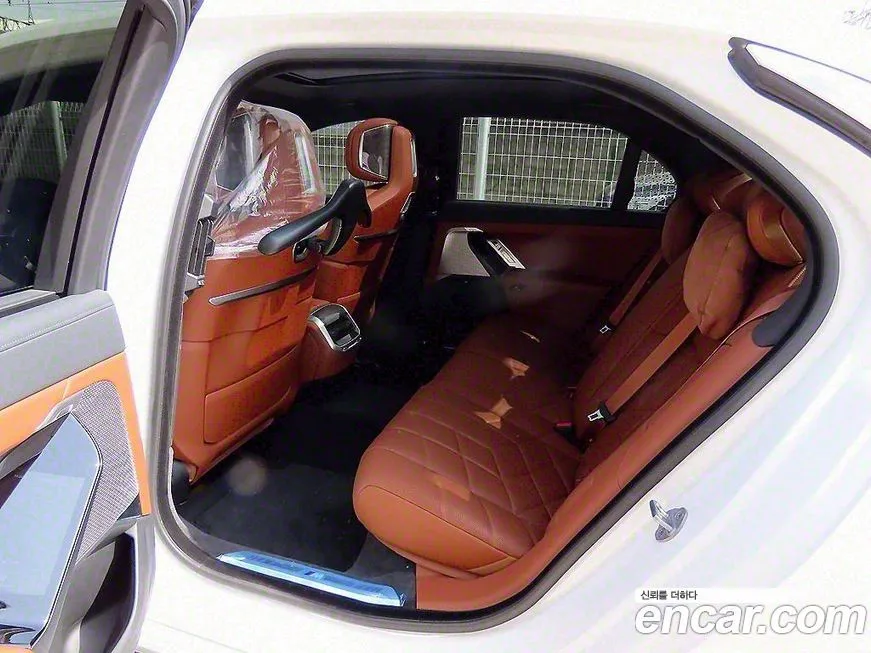 BMW 7-Series 2024 из KR, фото 6