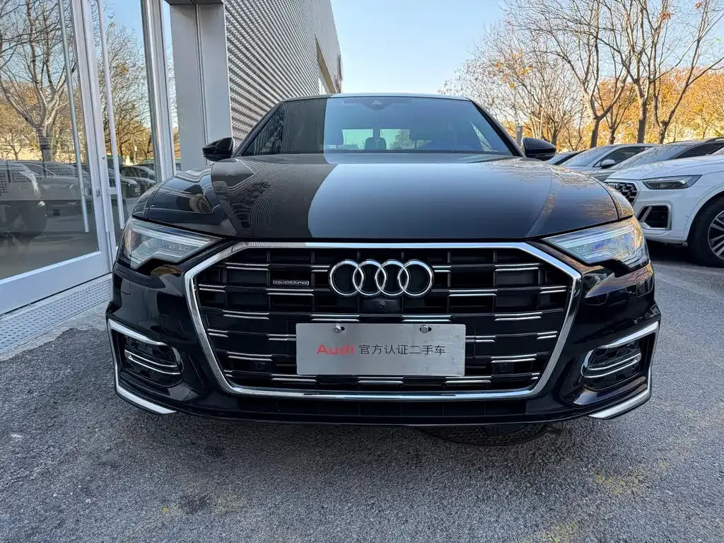 Audi A6L 2023 из CN, фото 2