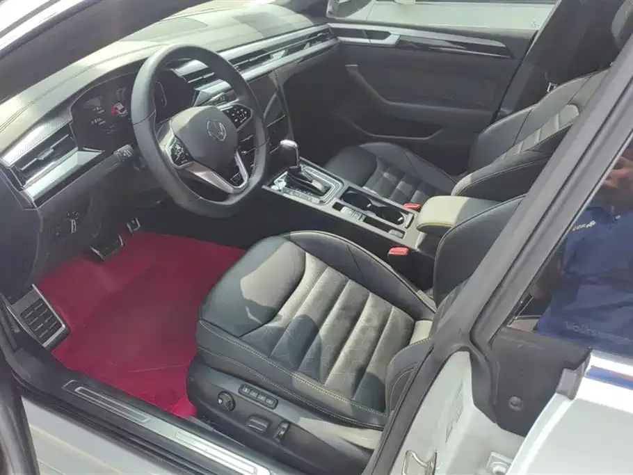 Volkswagen CC 2024 из CN, фото 9