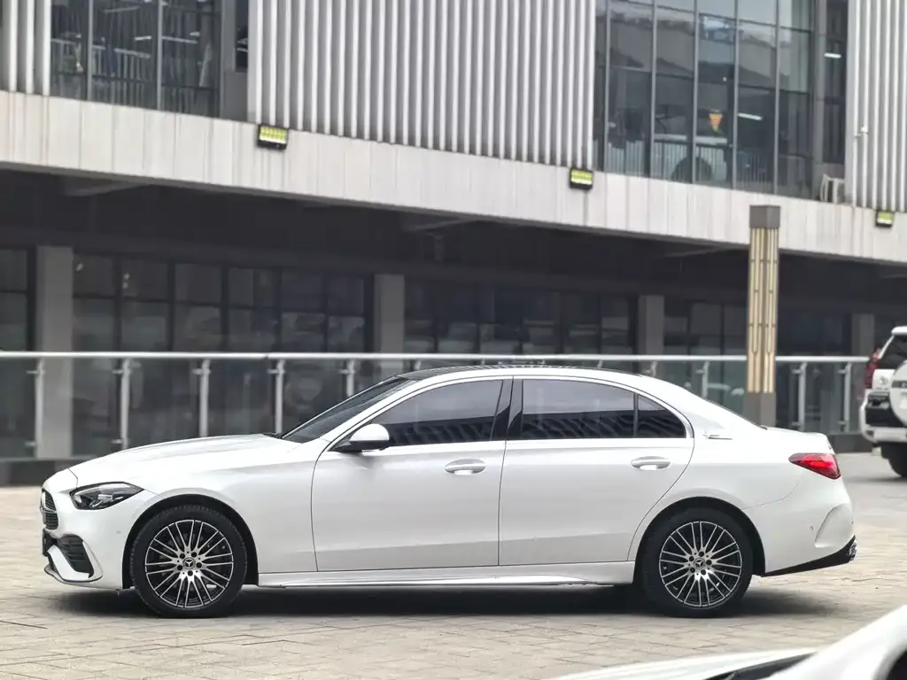 Mercedes-Benz C-Class 2023 из CN, фото 3