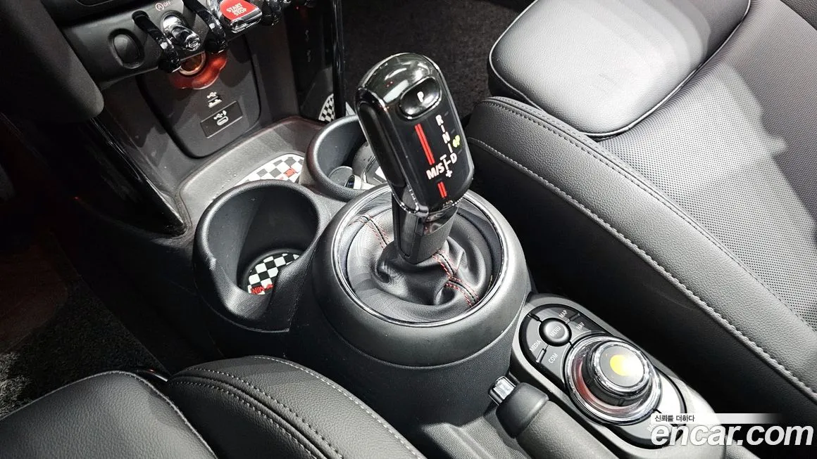 Mini Cooper 2021 из KR, фото 9