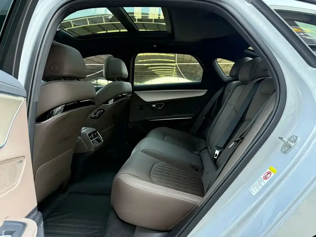 BYD Han 2024 из CN, фото 8