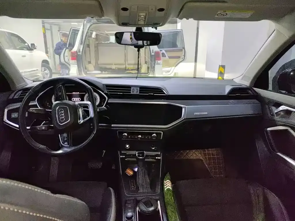 Audi Q3 2022 из CN, фото 7