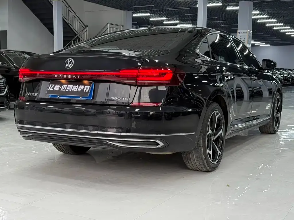 Volkswagen Passat 2024 из CN, фото 7