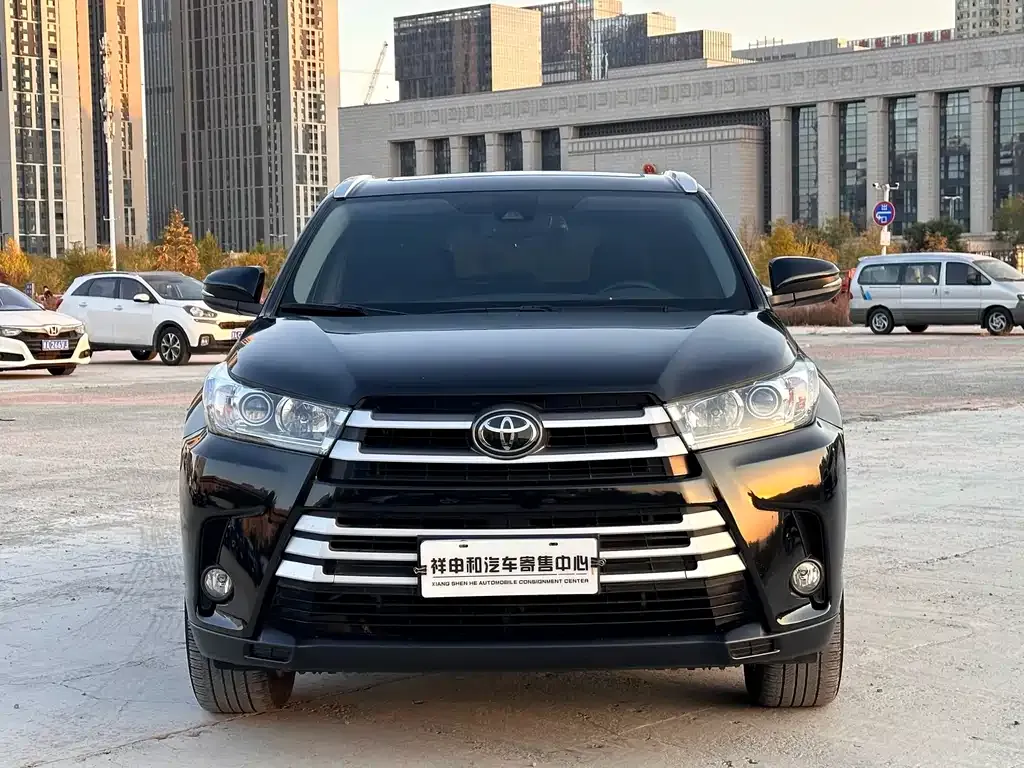 Toyota Highlander 2021 из CN, фото 2
