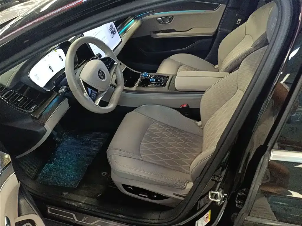 BYD Han 2025 из CN, фото 7
