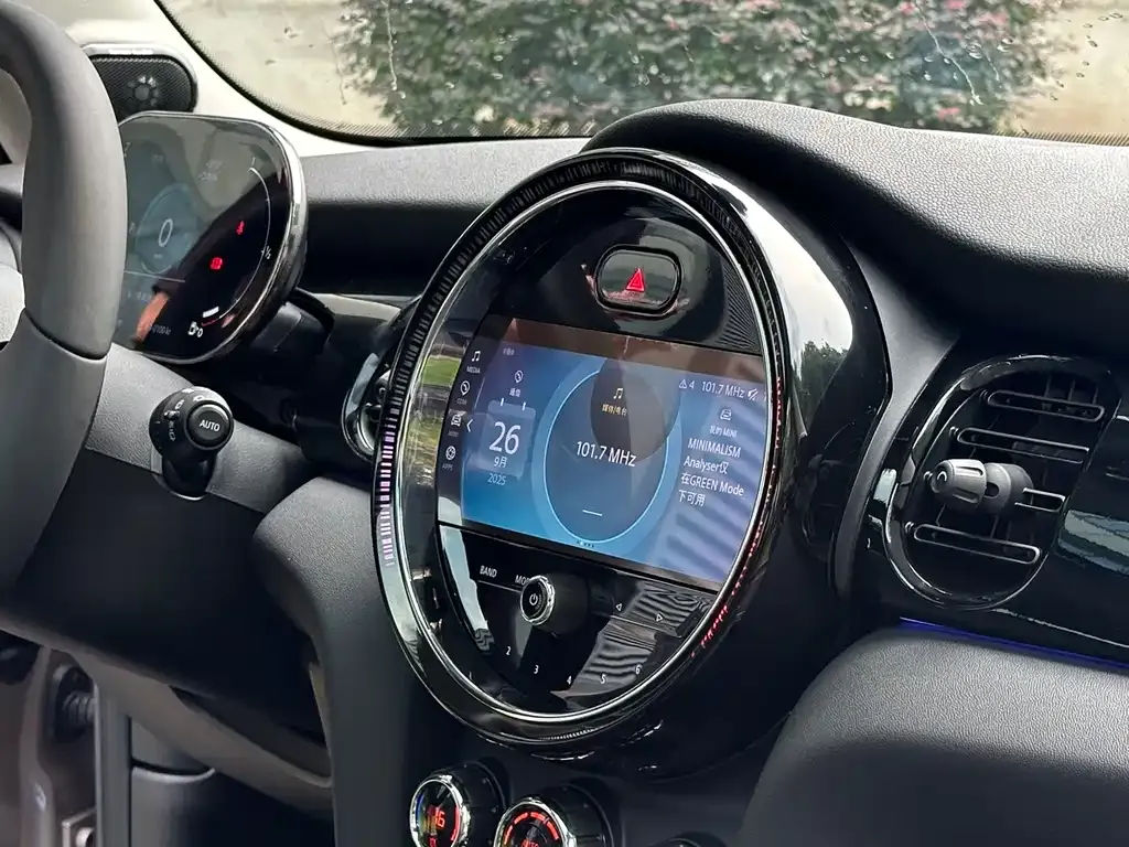 MINI Cooper (3-door) 2022 из CN, фото 10