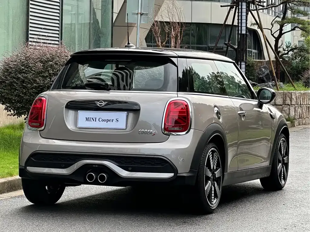 MINI Cooper (3-door) 2022 из CN, фото 6