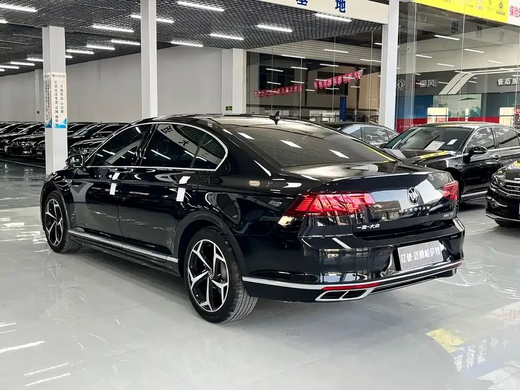 Volkswagen Magotan 2023 из CN, фото 5