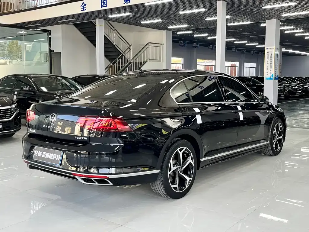 Volkswagen Magotan 2023 из CN, фото 7