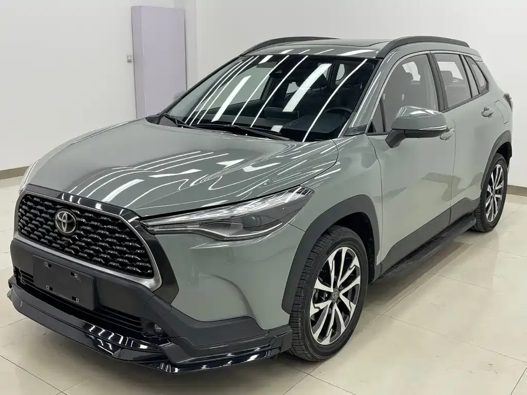 Toyota Corolla Cross 2022 из CN, фото 1