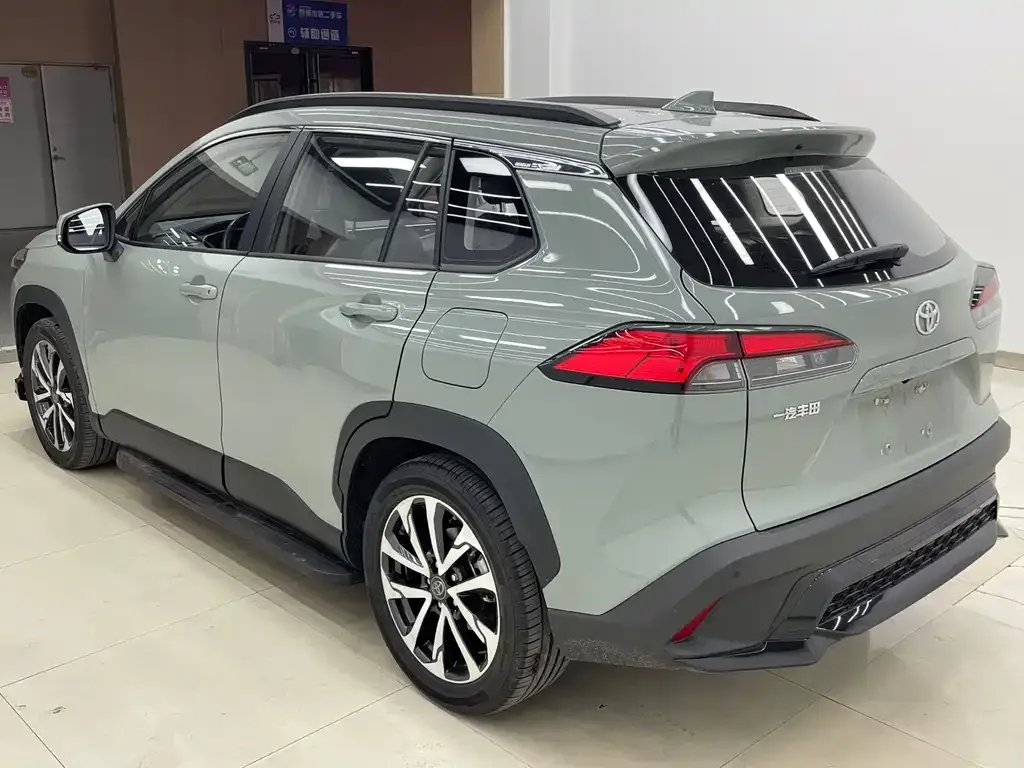 Toyota Corolla Cross 2022 из CN, фото 3