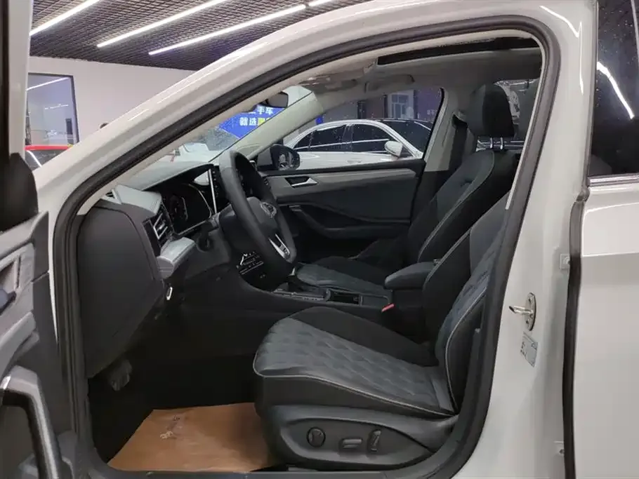 Volkswagen Sagitar 2024 из CN, фото 9