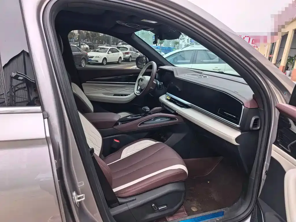 Geely Xingyue L 2025 из CN, фото 4